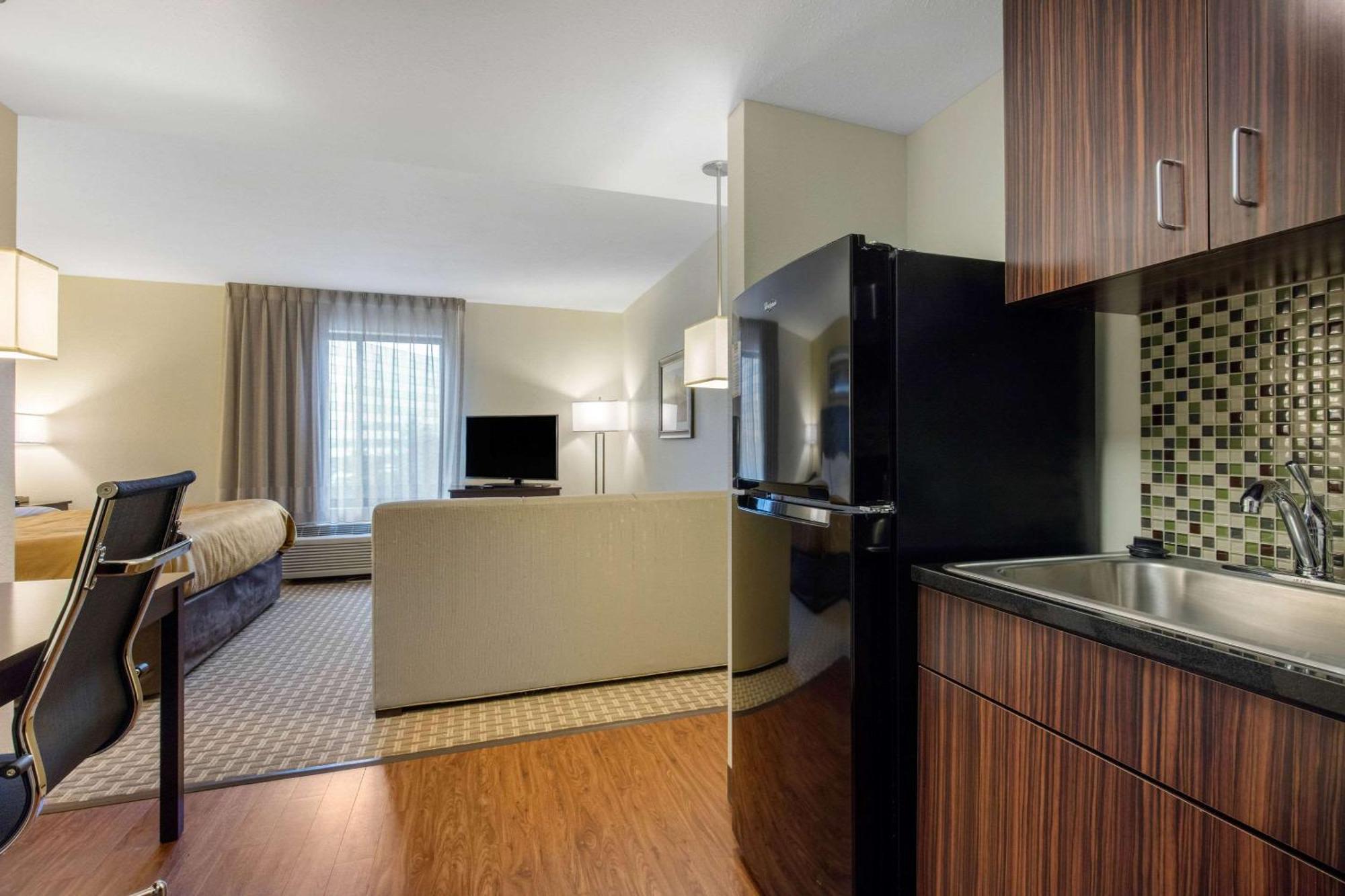 Mainstay Suites St Louis Airport Bridgeton Extérieur photo